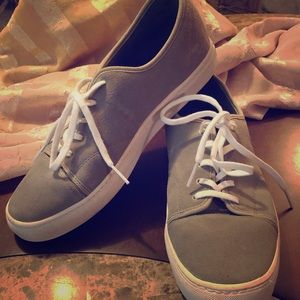 Vans Versa light gray